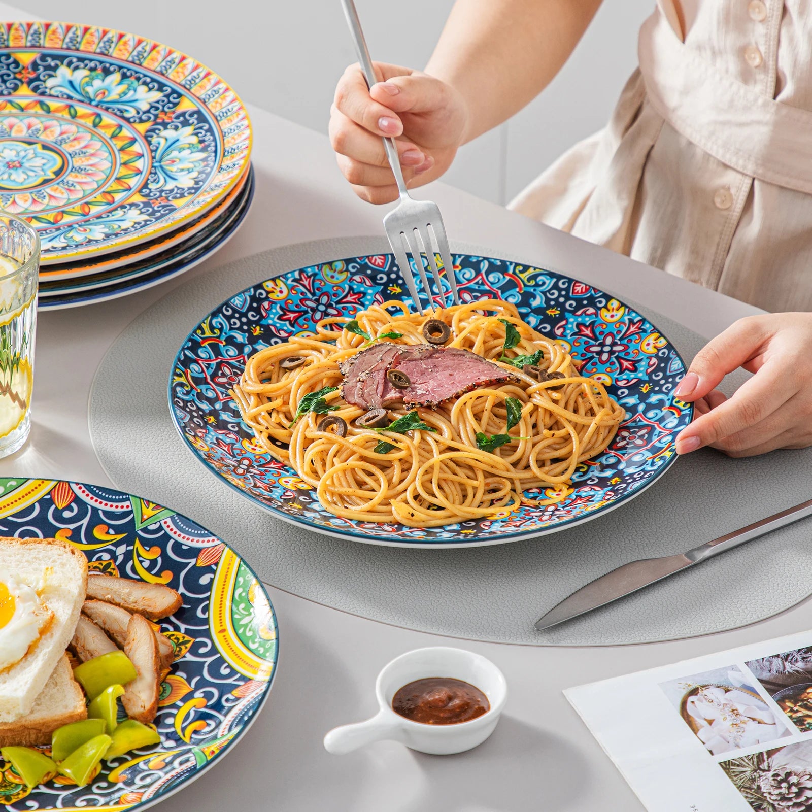 24 PCS Ceramic Dinnerware Set