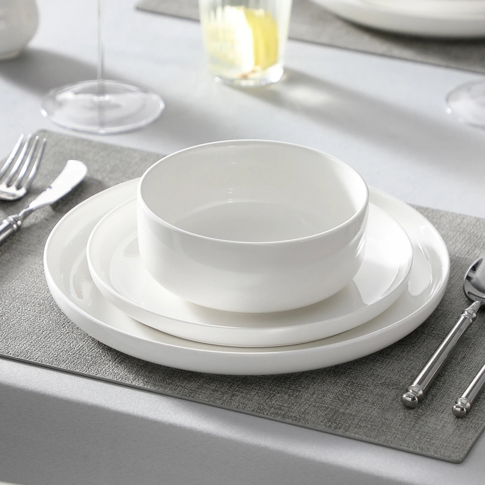 MALACASA 18/36-Piece Ceramic Plate Porcelain Dinnerware Set